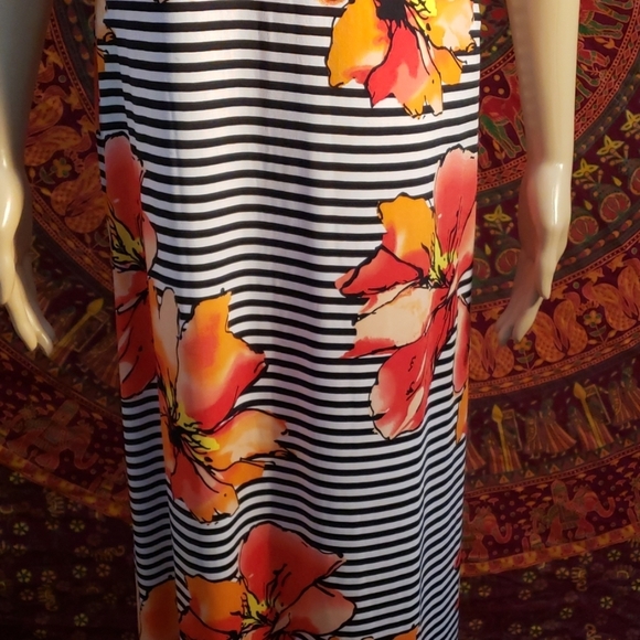RN Studio floral and striped tank maxi size large - Picture 4 of 5